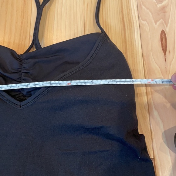Size 2 lululemon roll out tank black - Picture 11 of 12
